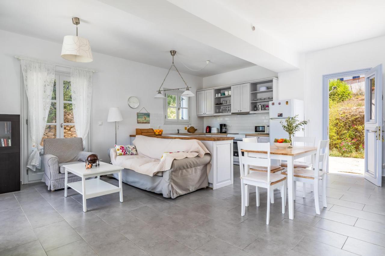 Villa Rodia With Swimming Pool On Skopelos Island 외부 사진