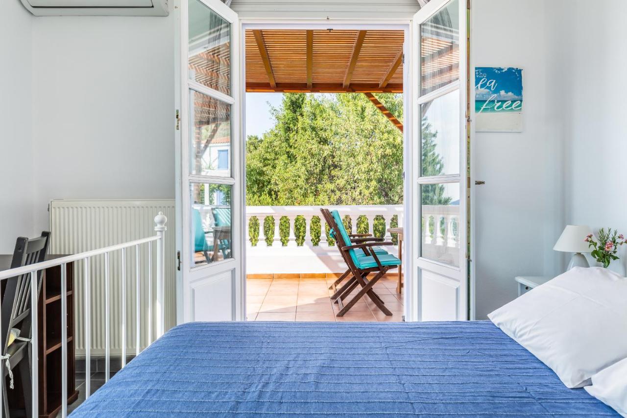 Villa Rodia With Swimming Pool On Skopelos Island 외부 사진
