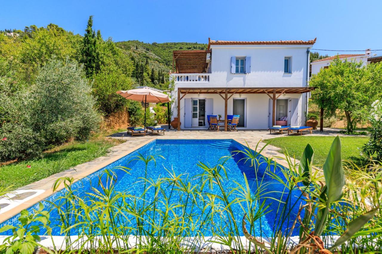 Villa Rodia With Swimming Pool On Skopelos Island 외부 사진